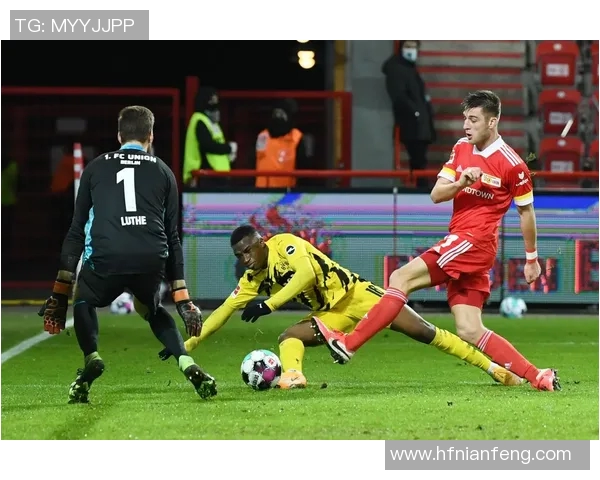 门兴客胜汉堡，德甲保级形势仍不容乐观