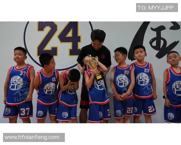 吴前：从青年才俊到篮球明星的成长之路与奋斗历程