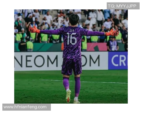 迈尼昂的崛起与挑战：从新星门将到足球世界的焦点之路