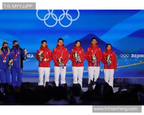 韩晓鹏：从平凡到卓越的奋斗历程与人生启示